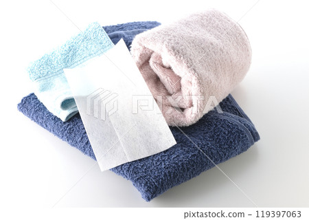 Fabric softener sheets and towels Fabric softener sheets and towels 119397063