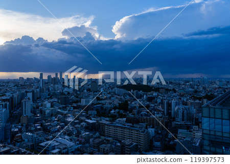Tokyo: Guerrilla rainstorm in central Tokyo Tokyo: Guerrilla rainstorm in central Tokyo 119397573