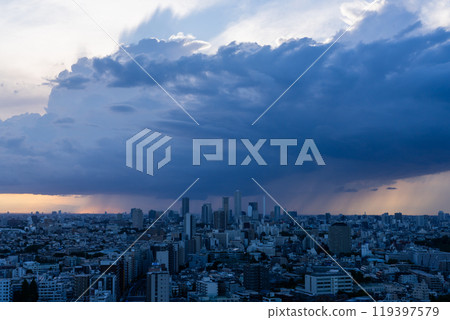 Tokyo: Guerrilla rainstorm in central Tokyo Tokyo: Guerrilla rainstorm in central Tokyo 119397579