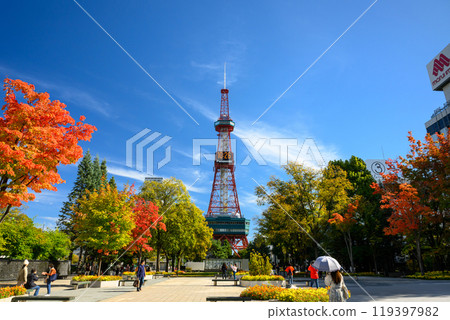 秋葉和札幌電視塔_2531 119397982