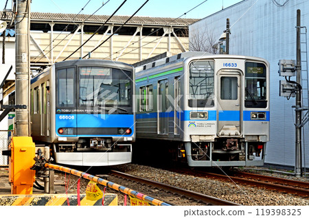 鐵路 私鐵：東武鐵道野田線 10000 系列 11633F/60000 系列 61606F 119398325