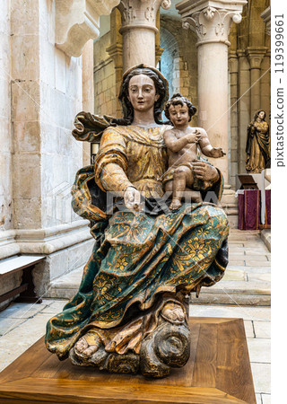 Interior of Alcobaca monastery, Mosteiro de Santa Maria de Alcob Interior of Alcobaca monastery, Mosteiro de Santa Maria de Alcob 119399661