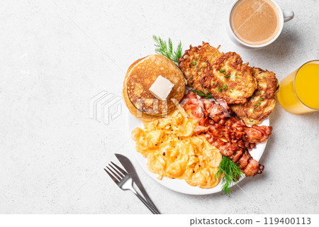 Homemade American Breakfast with scrambled eggs 119400113