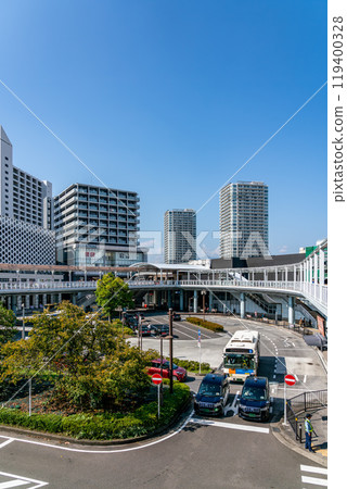 [Kanagawa Prefecture] In front of the east exit of Ebina Station 119400328