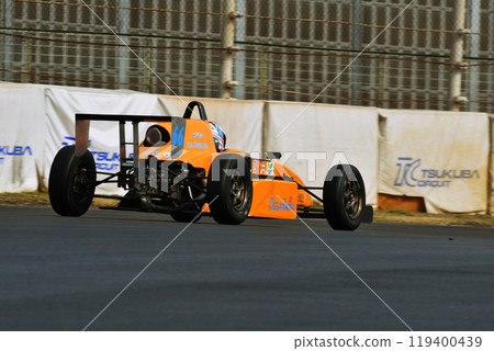 Entering the Super FJ racing car corner 119400439