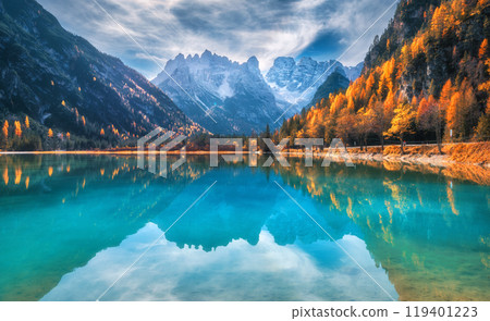 Mountain lake with reflection at sunny autumn day Mountain lake with reflection at sunny autumn day 119401223