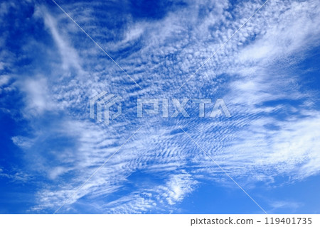 藍天白雲的奇妙景觀 藍天白雲的奇妙景觀 119401735