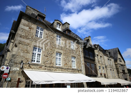 The medieval streets of Dinan The medieval streets of Dinan 119402867