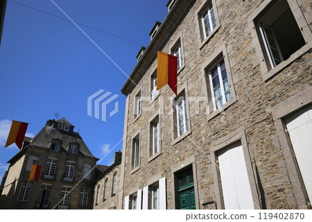 The medieval streets of Dinan 119402870