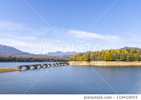 北海道上士幌町,秋日晴朗的舊國鐵志幌線 Taushubetsu 河大橋 北海道上士幌町,秋日晴朗的舊國鐵志幌線 Taushubetsu 河大橋 119410055