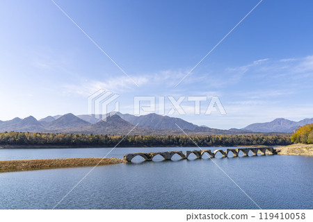 北海道上士幌町,秋日晴朗的舊國鐵志幌線 Taushubetsu 河大橋 北海道上士幌町,秋日晴朗的舊國鐵志幌線 Taushubetsu 河大橋 119410058