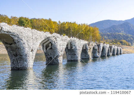 北海道上士幌町,秋日晴朗的舊國鐵志幌線 Taushubetsu 河大橋 北海道上士幌町,秋日晴朗的舊國鐵志幌線 Taushubetsu 河大橋 119410067