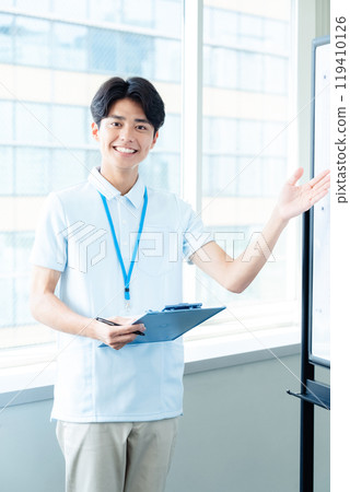 護理人員男 119410126