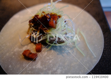 Stylish dish: Sautéed beef fillet and foie gras 119410400