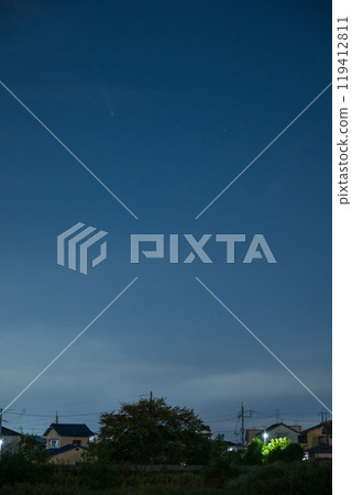 A beautiful comet seen in Okayama City, Okayama Prefecture, Japan 119412811