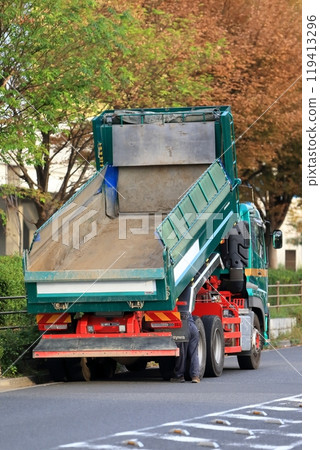 Dump truck image Dump truck image 119413296