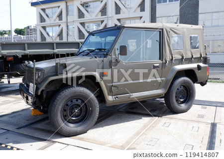 1/2t truck 119414807