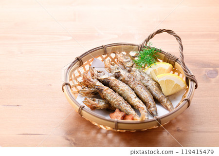 Deep-fried shrimp shishamo 119415479