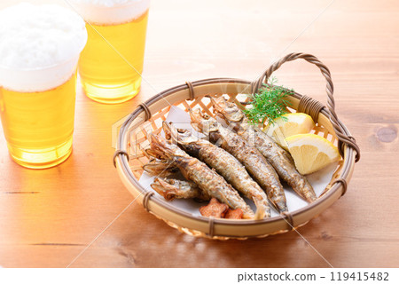 Deep-fried shrimp shishamo 119415482