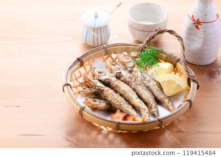 Deep-fried shrimp shishamo 119415484