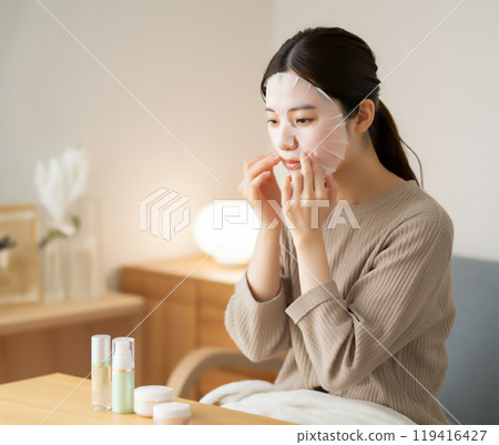 Face pack, women, beauty 119416427