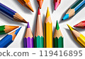 13 支色鉛筆，約 12 種顏色 119416895
