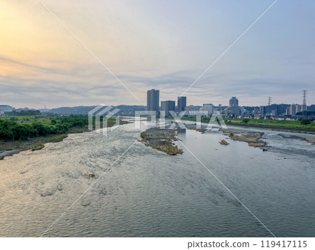 View of the area around Seiseki-Sakuragaoka Station from Fuchu Yotsuya Bridge 119417115