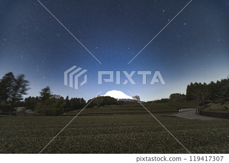 小淵節的富士山和星空 小淵節的富士山和星空 119417307