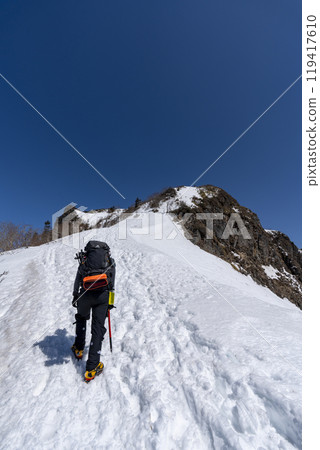 Mount Hotaka during the snow season 119417610