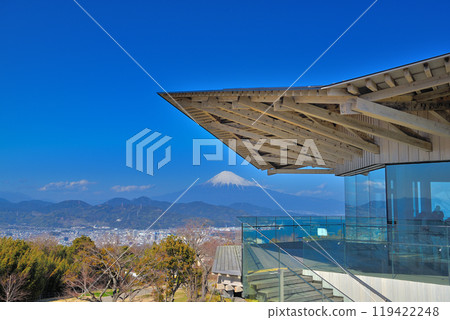 Chubu, Nihon-daira, Nihon-daira Yume Terrace, a comfortable observation deck with a beautiful view of Mt. Fuji and Suruga Bay, Shizuoka City, Shizuoka Prefecture (2) Chubu, Nihon-daira, Nihon-daira Yume Terrace, a comfortable observation deck with a beautiful view of Mt. Fuji and Suruga Bay, Shizuoka City, Shizuoka Prefecture (2) 119422248