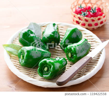 green pepper  119422538