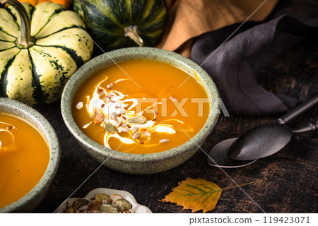 Vegetarian autumn pumpkin cream soup 119423071