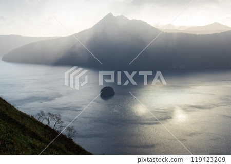 Morning view of Lake Mashu 2024.10.12 119423209