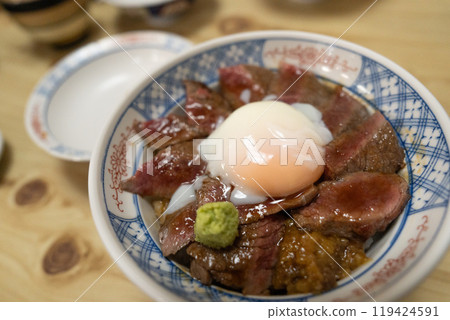 [熊本縣阿蘇]紅牛肉蓋飯 119424591