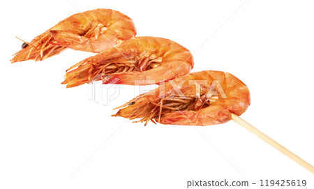 roasted prawn with skewer isolated roasted prawn with skewer isolated 119425619