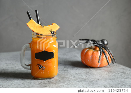 Halloween pumpkin Cocktails with for festive party. 119425734