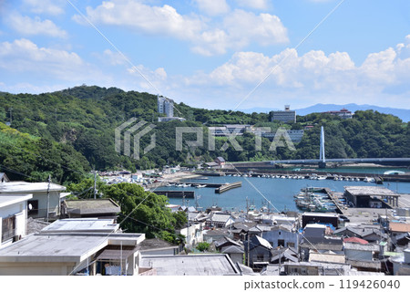 Wakayama, Saikazaki fishing port townscape 119426040