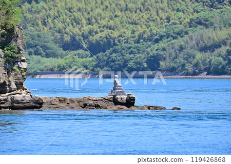 村上海軍駐地島波海道上漂浮的野島城 村上海軍駐地島波海道上漂浮的野島城 119426868