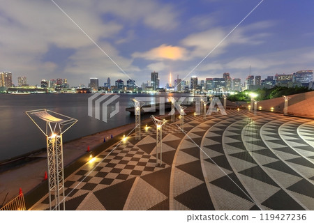[東京] 從晴海客船碼頭（晴海碼頭公園）看到的東京夜景 119427236