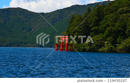 箱根蘆之湖風景 119430287