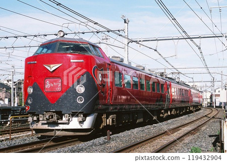 The 485 series express train Aizu on the Tohoku Main Line heading for Kitakata The 485 series express train Aizu on the Tohoku Main Line heading for Kitakata 119432904