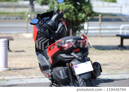摩托車(大型踏板車)影像 摩托車(大型踏板車)影像 119436784