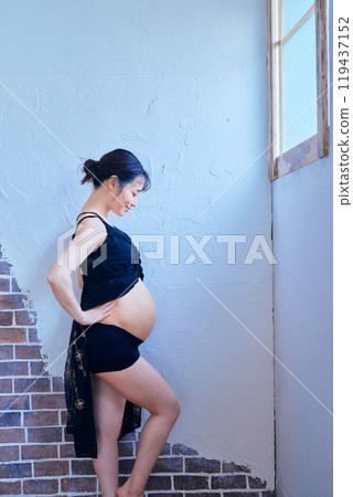 Maternity 119437152