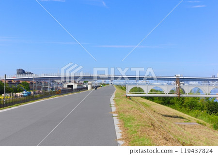 Edogawa Cycling Road, Ichikawa City, Chiba Prefecture October 2024 Edogawa Cycling Road, Ichikawa City, Chiba Prefecture October 2024 119437824