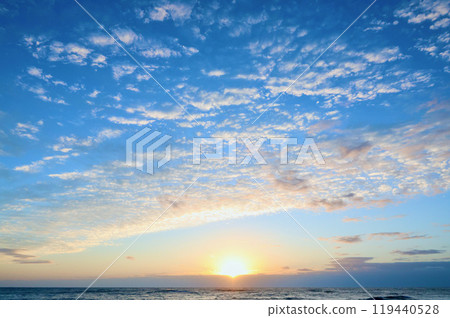 Mid-October Sunrise at Kujihama Beach, Ibaraki Prefecture Mid-October Sunrise at Kujihama Beach, Ibaraki Prefecture 119440528