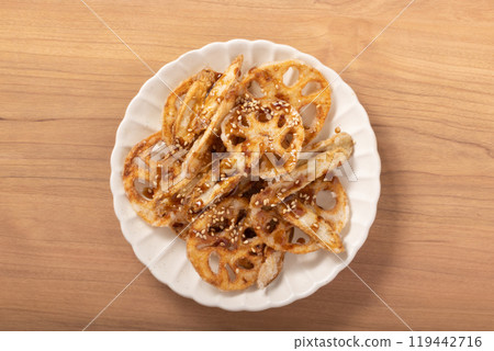 Deep-fried burdock and lotus root with sweet sauce Deep-fried burdock and lotus root with sweet sauce 119442716