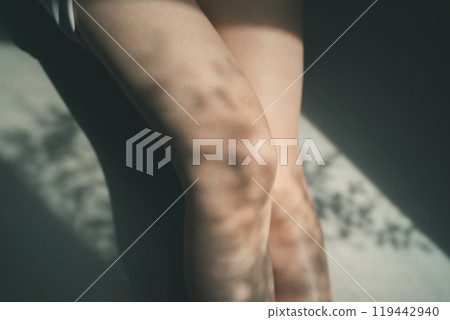 年輕女性的足部護理 119442940