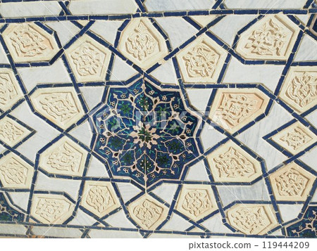 Bibi-Khanym Mosque (Uzbekistan) Bibi-Khanym Mosque (Uzbekistan) 119444209
