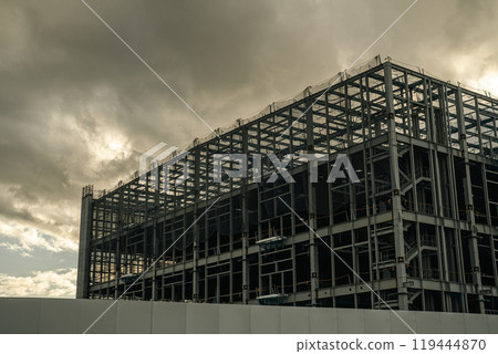 Building with scaffolding Building with scaffolding 119444870