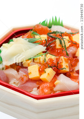 Seafood, Sashimi, Topping, Fish and shellfish, Seafood bowl, Japanese food, Cooking, Rice bowl, Sushi, Tuna, Salmon 119449730